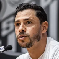 Carille \'exclui\' Giuliano do time e Santos vai com 3 mudanças contra Palmeiras