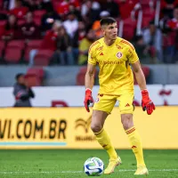 Rochet avança em recuperação e anima a torcida do Internacional