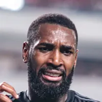 Urgente: Gerson é internado em hospital no RJ e vira desfalque no Flamengo