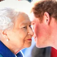 Harry quebrou promessa importantíssima que fez para Elizabeth II, diz portal: “Não queria”