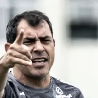 Zagueiro reforça treino do Santos de Carille, mas está fora do Paulistão