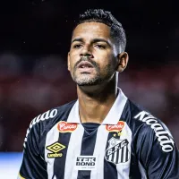 Fábio Carille atualiza a situação de Aderlan para a final entre Santos e Palmeiras
