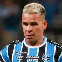 Meio-campista decide fechar com Corinthians e não deve jogar mais no Grêmio de Soteldo