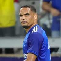 Neris se manifesta após críticas da torcida do Cruzeiro: “não me afetam em nada”