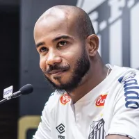 Patrick gera influência e meia-atacante está indo para o último lugar da fila no Santos