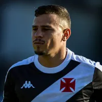 Vasco confirma entorse de Hugo Moura e volante vira dúvida para sequência da temporada