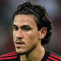 Torcida do Flamengo critica Pedro e defende Gabigol: \'Sempre jogou para o time\'