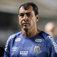 Carille tira titular absoluto do jogo contra o Amazonas, ele nem viaja e Santos muda time titular