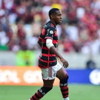Vini Júnior se encanta com desempenho de Lorran pelo Flamengo