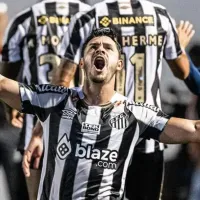 Giuliano marca em vitória do Santos, que reassume a liderança do Brasileirão Série B