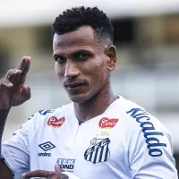 Otero cai de produção e é bancado por Carille no time do Santos