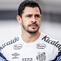 Carille explica como reencontrou o futebol de Giuliano no Santos
