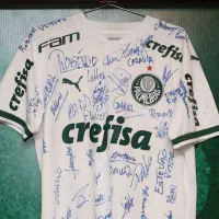 Diretor de marketing do Palmeiras sonha com camisa de jogos com apenas uma marca em 2025: \'Fica muito bonita\'