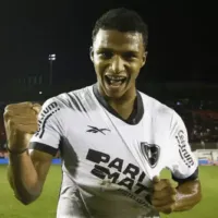 Fabiano celebra chance no Botafogo e revela: “Eu quase desisti de jogar bola”