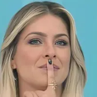 Sem clubismo, Renata Fan se rende a titular do Flamengo: \'Ele é deixado de lado, sou fã do futebol dele\'