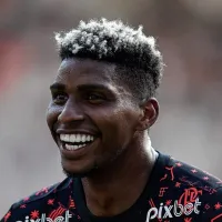 Ex-Flamengo, Hugo Souza negocia com o Santos e torcida repercute: “mais sentido que Grohe”