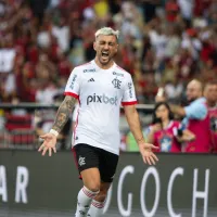 Flamengo amassa Vasco no Maracanã e assume a liderança do Campeonato Brasileiro
