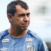 Já está na Vila: Atacante acerta retorno ao Santos e Carille é comunicado