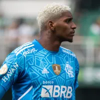 Santos pode tomar chapéu do Corinthians pela contratação de Hugo Souza, do Flamengo&nbsp;