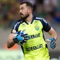 Corinthians age rápido e está perto de acertar retorno do goleiro Walter, do Cuiabá