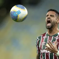 Renato Augusto é criticado pela torcida do Fluminense após derrota no clássico