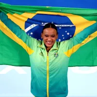 Rebeca Andrade conqusita duas medalhas de ouro em última competição antes dos Jogos Olímpicos de Paris