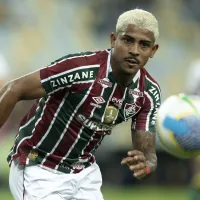 John Kennedy é criticado pela torcida do Fluminense após derrota