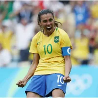 Marta e mais seis jogadoras se juntam à seleção brasileira na preparação para as Olimpíadas