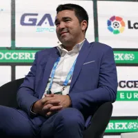 Meio-campista não jogará mais no Flamengo e Deco quer levar ao Barcelona