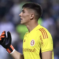 Rochet dá bronca no elenco do Internacional após derrota na Sul-Americana: \'Muitas responsabilidades são nossas\'