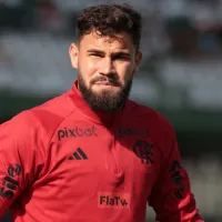 R$ 229,3 milhões: Matheus Cunha ganha força no PAOK-GRE e Flamengo expõe plano para negociar goleiro