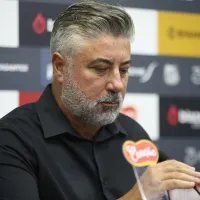 Gallo tenta destravar acordo com empresário por atacante Billy Arce no Santos 