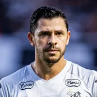 Fábio Carille relaciona Giuliano para o jogo entre Santos e Coritiba
