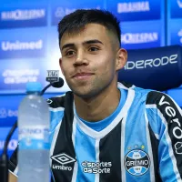 Aravana é apresentado e explica que recusou ofertas para fechar com o Grêmio: 'Sei o que eles representam no Brasil'