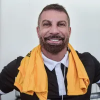 Pedrinho se decide sobre contratação de volante para jogar com Coutinho no Vasco  