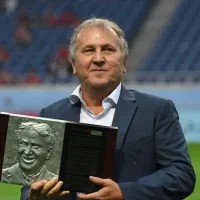 Alvo de criminosos, Zico é roubado em Paris e sofre prejuízo milionário em viagem