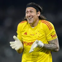 Obrigado, ídolo: Goleiro Cássio causa alegria da torcida do Flamengo após atuação em Botafogo x Cruzeiro 