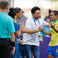 Seleção Feminina: Tiago Leifert faz cobranças a Marta e dispara sobre expulsão nas Olimpíadas: 'Estão errados'