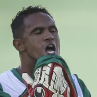 Goleiro Bruno ex-Flamengo sofre agressão durante partida de futebol e vídeo viraliza