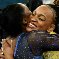 Rebeca Andrade revela lugares que levaria Simone Biles para conhecer no Brasil