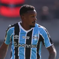 Renato toma decisão sobre Edenílson após meia perder pênalti no Grêmio