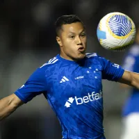 Marlon mostra surpresa ao ser reserva pelo Cruzeiro no clássico: “Não entendi…”