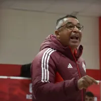 Roger dá discurso forte e enaltece torcida do Inter após vitória: \&#039;Quem veio não deixou de acreditar\&#039;