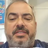 Ricardinho Martins crava se Sampaoli assumirá o Santos imediatamente