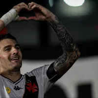 Vegetti se declara ao Vasco e diz querer se aposentar com a camisa do clube: &#039;Estou muito feliz aqui&#039;