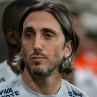 Zubeldía fica indignado por William não ser expulso em Cruzeiro X São Paulo: “Claríssima”