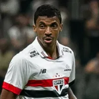 Luiz Gustavo é muito elogiado nas redes sociais e provoca controvérsias: “melhor partida pelo São Paulo”