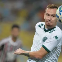 Zé Love, ex-atacante do Santos, foi ameaçado de expulsão em A Fazenda 