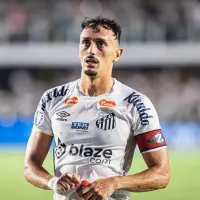 Torcedores pedem saída de Pituca do time titular do Santos