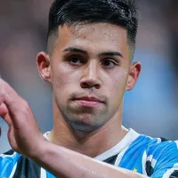 Aravena está confirmado em Atlético-MG X Grêmio